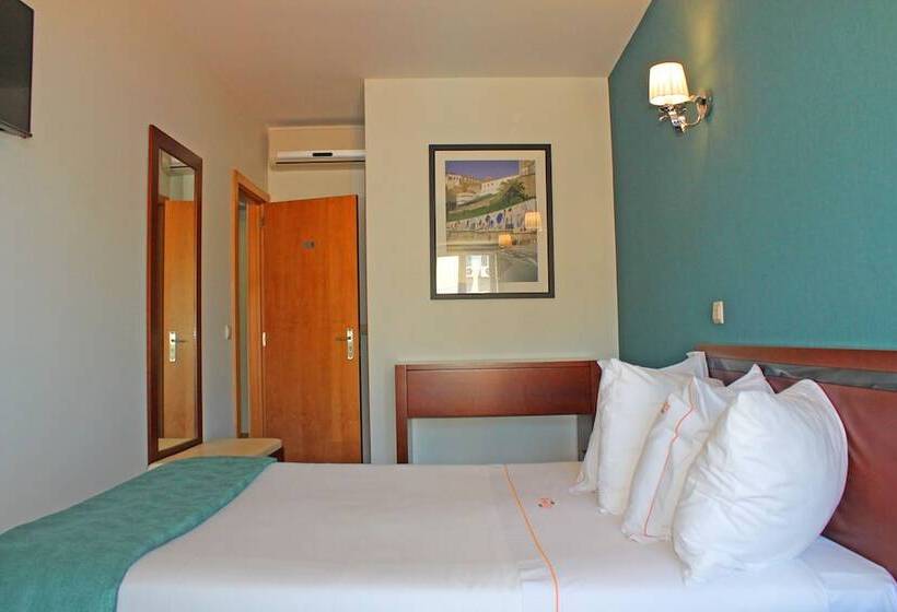 Superior Room with Balcony, Vivacity Porto