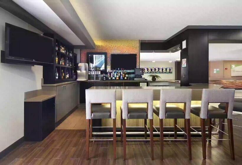اتاق اجرایی, Beautiful Unit At The Heart Of Disneyland Ca