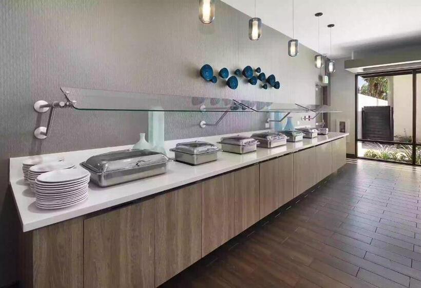 اتاق اجرایی, Beautiful Unit At The Heart Of Disneyland Ca