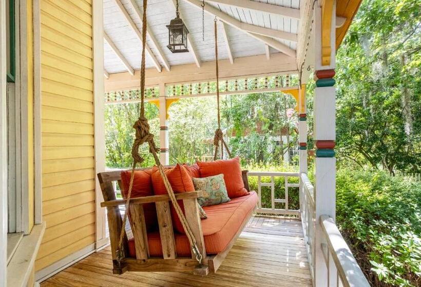 اتاق استاندارد, Savannah Suite