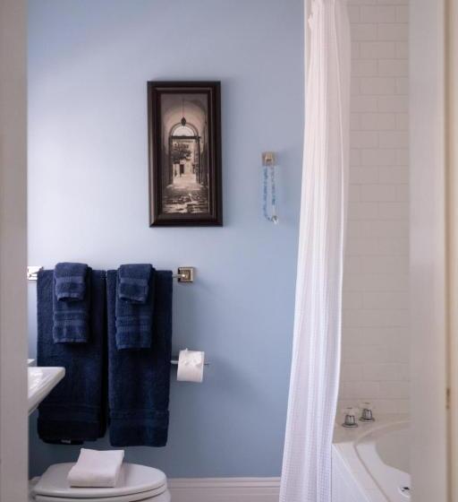 اتاق استاندارد, Savannah Suite
