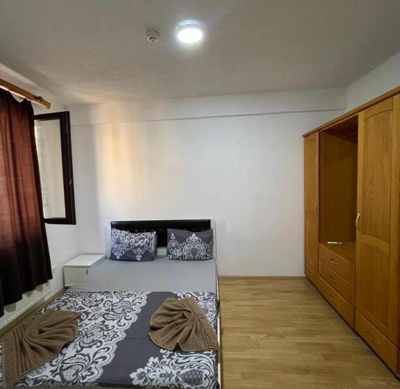 اتاق استاندارد, Ela Hostel