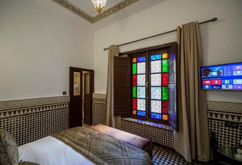 اتاق استاندارد با چشم‌انداز استخر, Riad Fes Ziyat & Spa