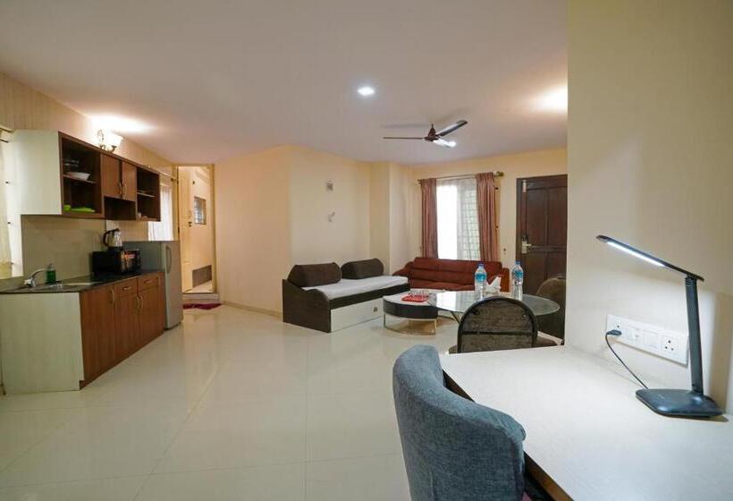 آپارتمان لوکس 1 خوابه, Seasons Suites   Koramangala