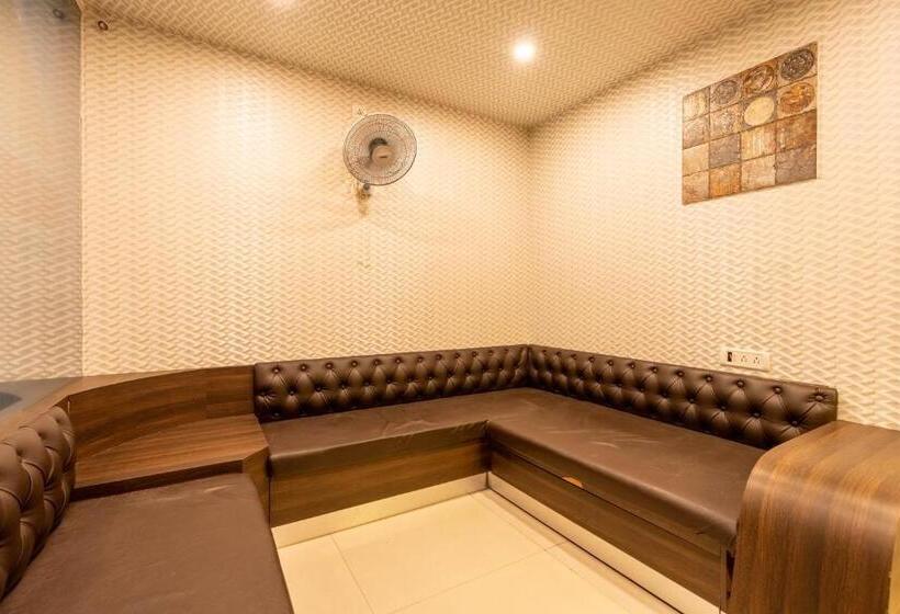 سوئیت 2 خوابه, Seasons Suites   Koramangala