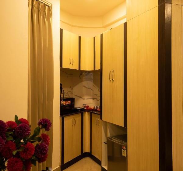 استودیو استاندارد با تخت کینگ, Seasons Suites   Koramangala