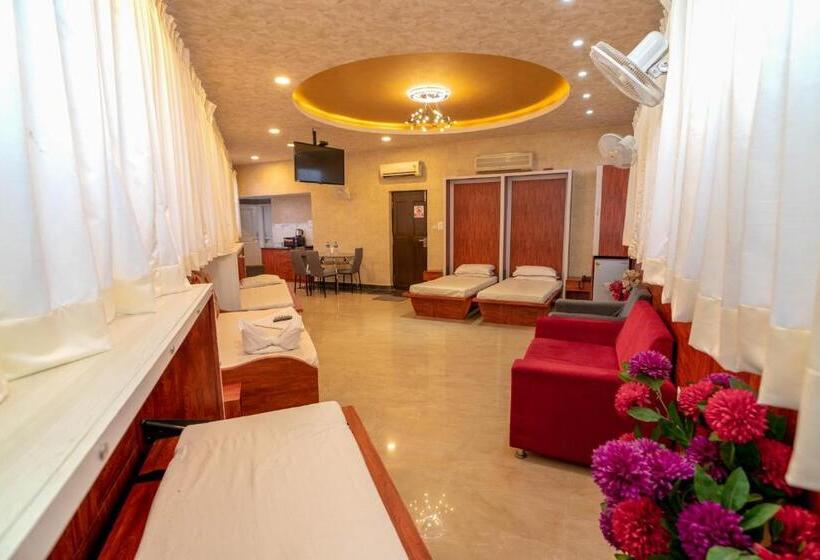 1 Bedroom Penthouse Apartment, Seasons Suites   Koramangala
