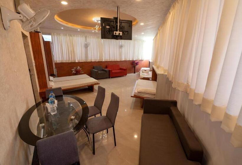 1 Bedroom Penthouse Apartment, Seasons Suites   Koramangala