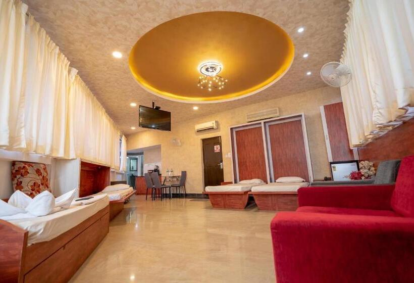 1 Bedroom Penthouse Apartment, Seasons Suites   Koramangala