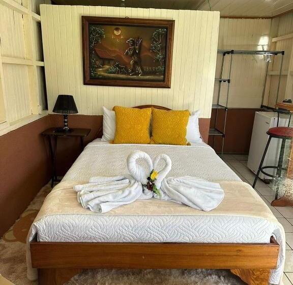 اتاق استاندارد, Tico Bed & Breakfast La Fortuna