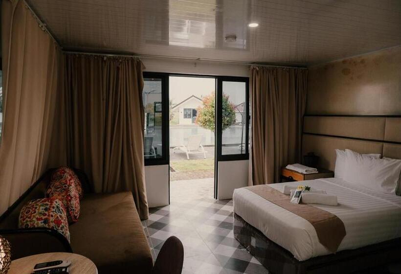 اتاق استاندارد با چشم‌انداز استخر, Winwin Hotel And Resorts