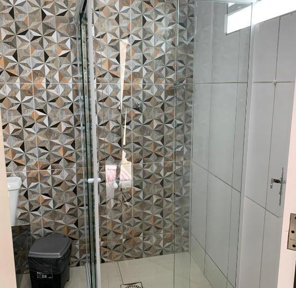 سوییت خانوادگی, Aloha Suites