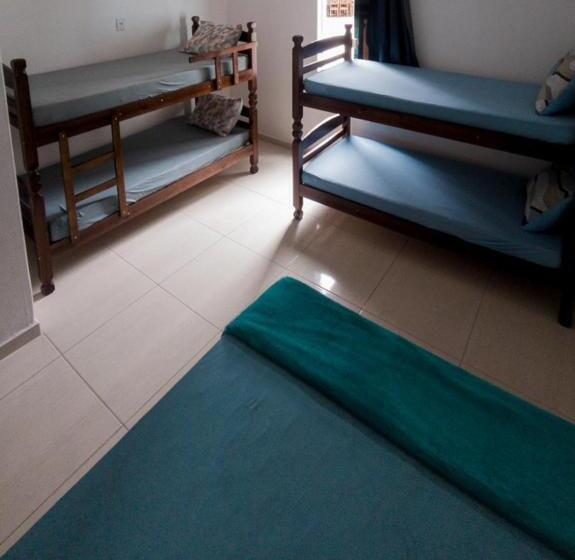 اتاق استاندارد چهار تخته, Aloha Suites