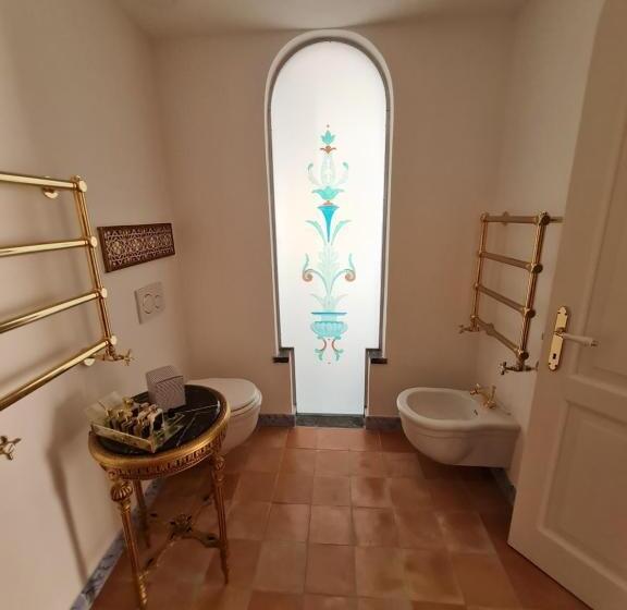 اتاق سوپریور با تخت بزرگ, Villa Barluzzi