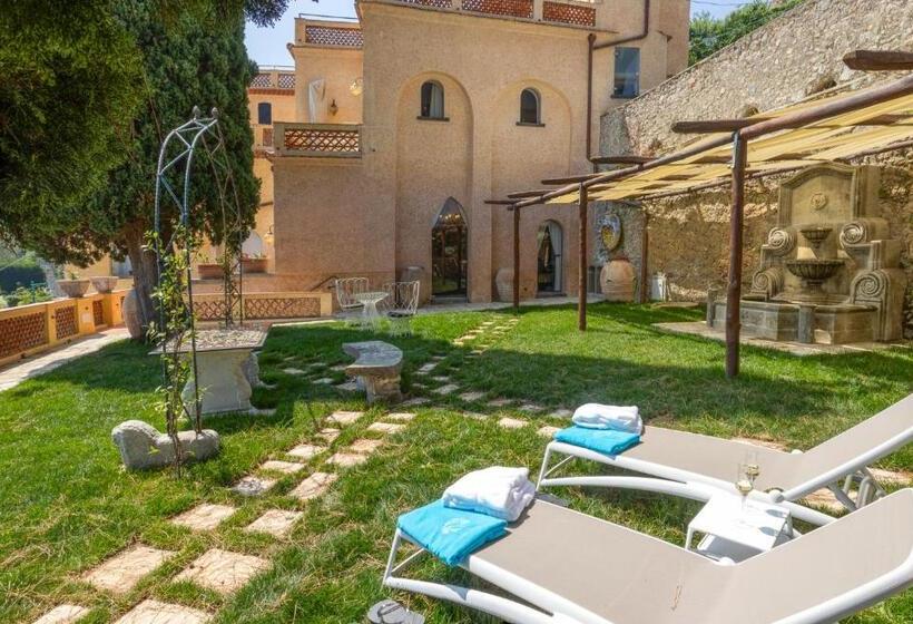 اتاق لوکس با تخت بزرگ, Villa Barluzzi