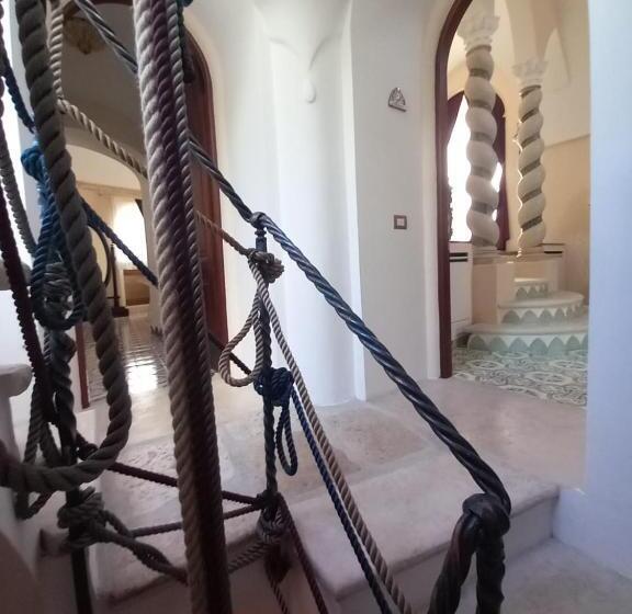 اتاق استاندارد با چشم‌انداز دریا, Villa Barluzzi