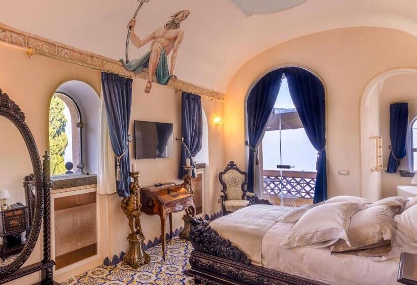 اتاق لوکس با بالکن و چشم‌انداز دریا, Villa Barluzzi