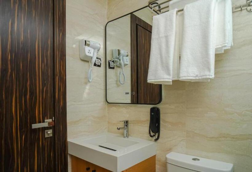 اتاق استاندارد با چشم‌انداز, Razane Hôtel