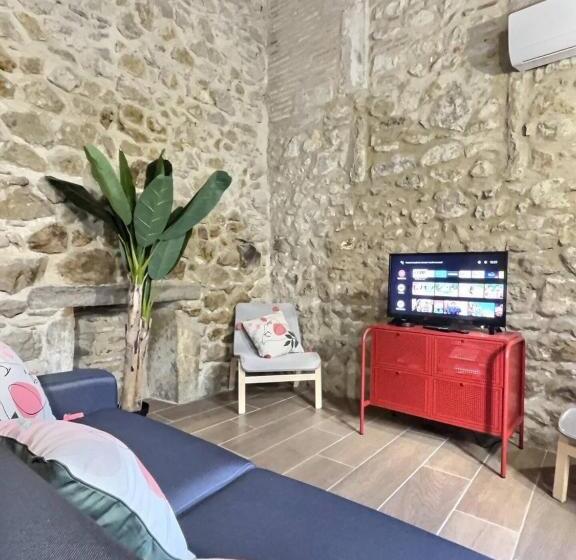 آپارتمان 1 خوابه, Le Relais De Crussol