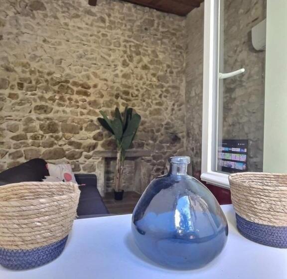 آپارتمان 1 خوابه, Le Relais De Crussol