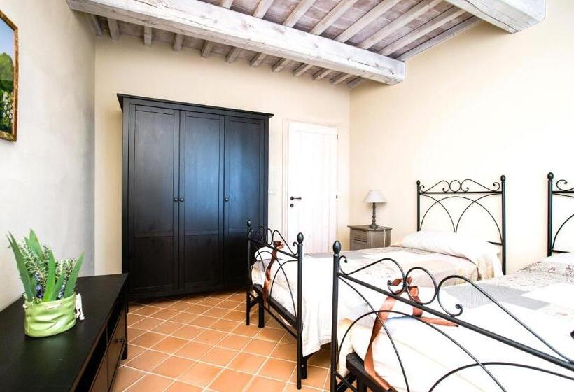 آپارتمان 3 خوابه, Luxury Resort With Swimming Pool In The Tuscan Countryside, Apartments With Private Outdoor Area Wit