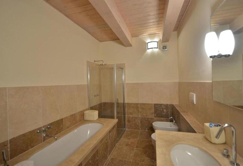 ویلای 3 خوابه, Luxury Resort With Swimming Pool In The Tuscan Countryside, Villas On The Ground Floor With Private
