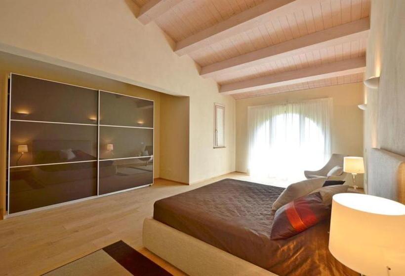 ویلای 3 خوابه, Luxury Resort With Swimming Pool In The Tuscan Countryside, Villas On The Ground Floor With Private