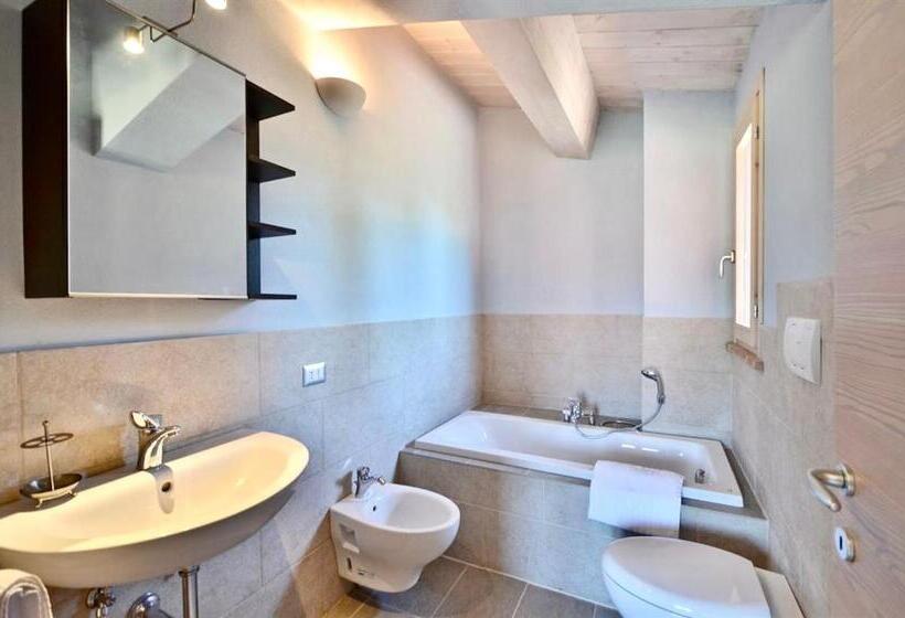 ویلای 2 خوابه, Luxury Resort With Swimming Pool In The Tuscan Countryside, Villas On The Ground Floor With Private
