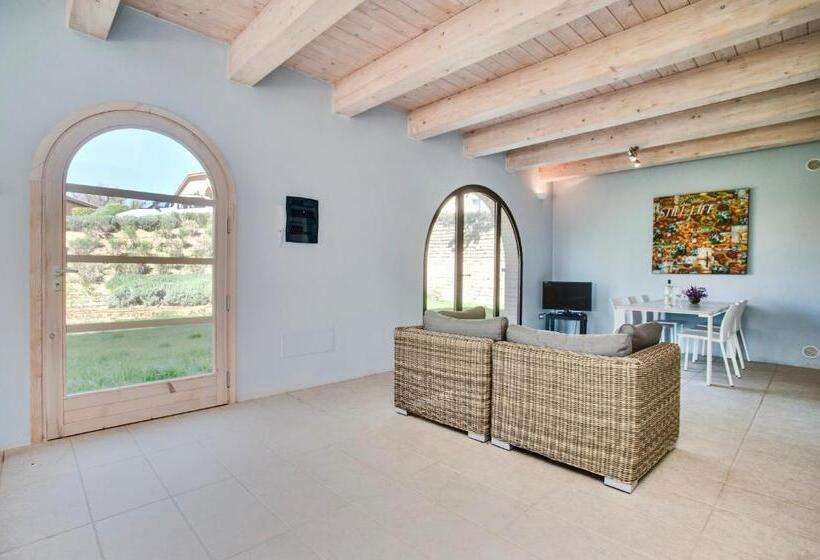 ویلای 2 خوابه, Luxury Resort With Swimming Pool In The Tuscan Countryside, Villas On The Ground Floor With Private