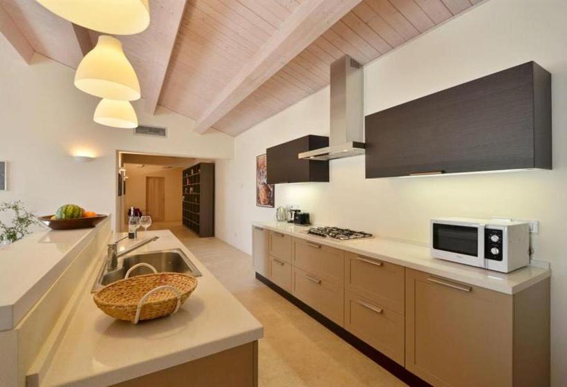 ویلای 3 خوابه, Luxury Resort With Swimming Pool In The Tuscan Countryside, Villas On The Ground Floor With Private
