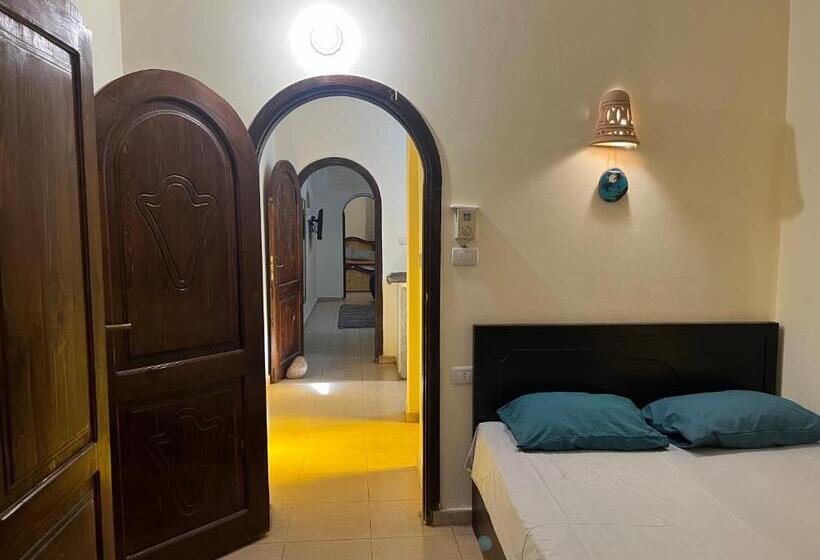 آپارتمان 1 خوابه, Malaz Motel