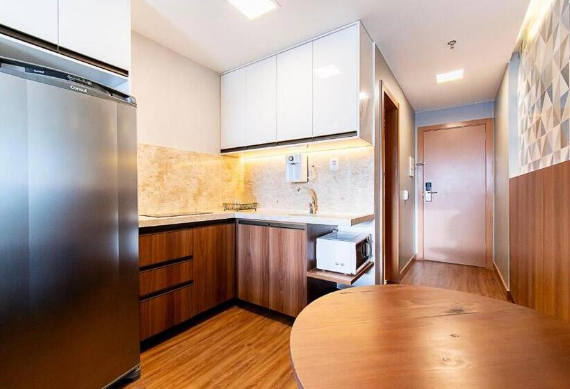 اتاق استاندارد با بالکن, Prime Stay   Flats Particulares   Athos Bulcão
