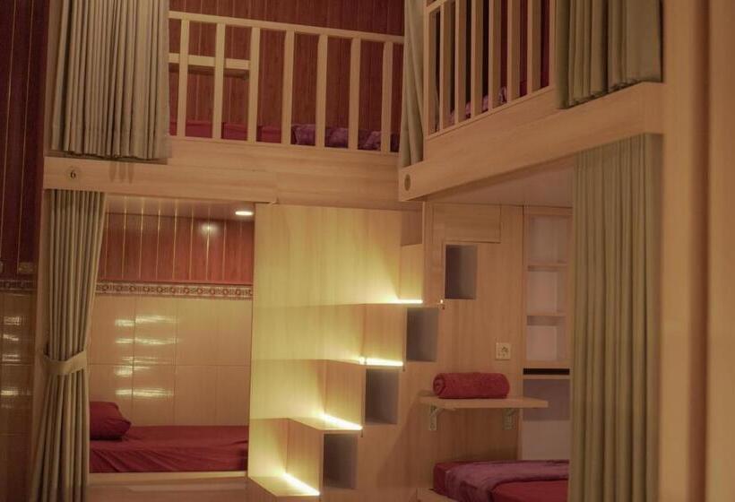 تختخواب در اتاق مشترک, The Puji S Hostel Penida
