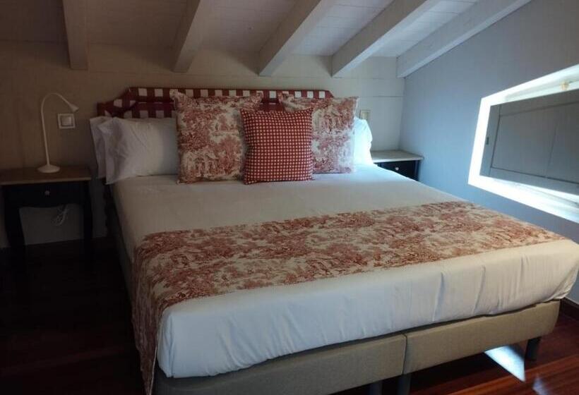 اتاق لوکس خانوادگی, Maison Barón De La Galleta B&b