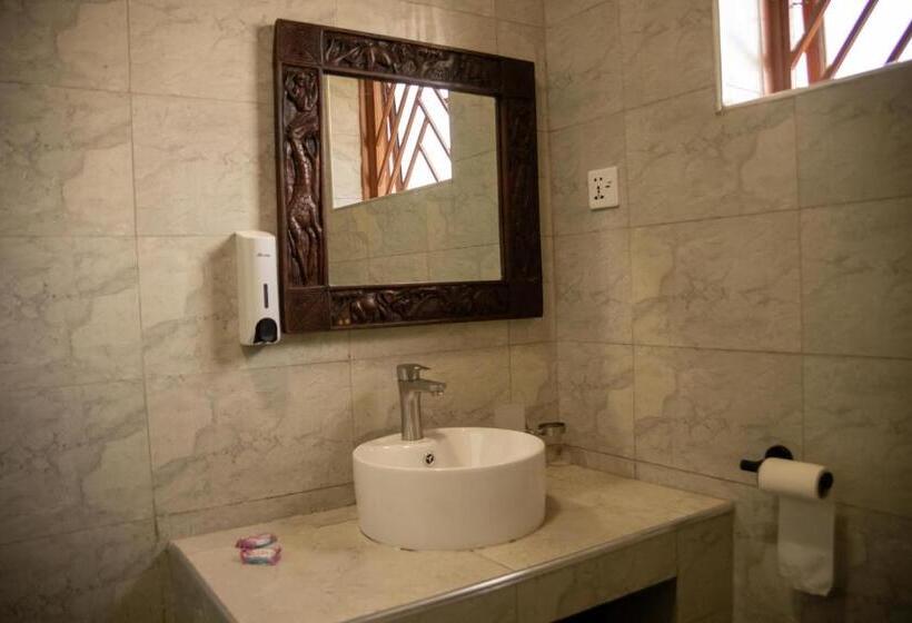 اتاق استاندارد, Heritage Hotels Arua