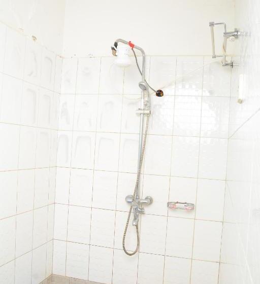 اتاق استاندارد چهار تخته, Heritage Hotels Arua