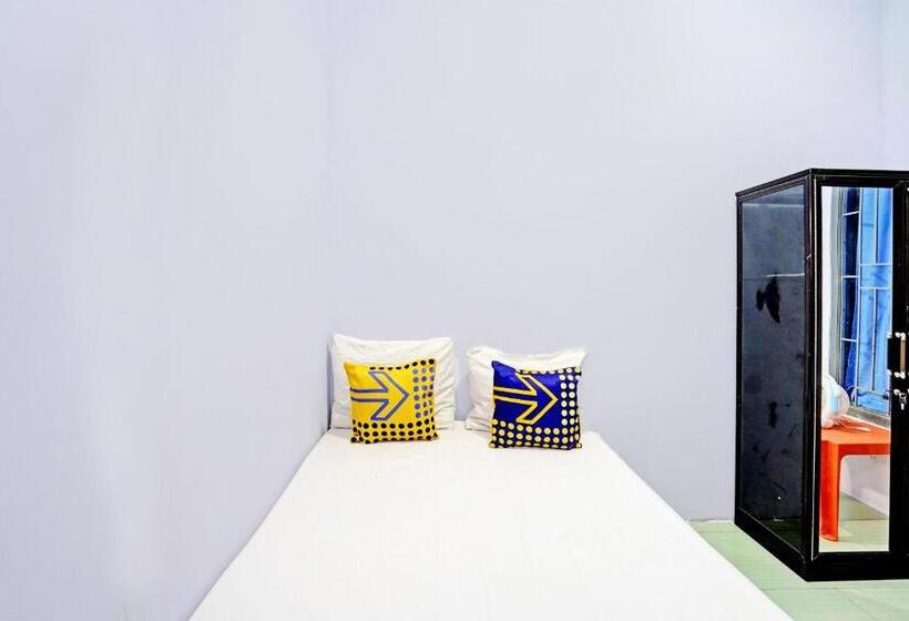 اتاق استاندارد, Oyo Life 92937 Kost Putri Sarkara Syariah