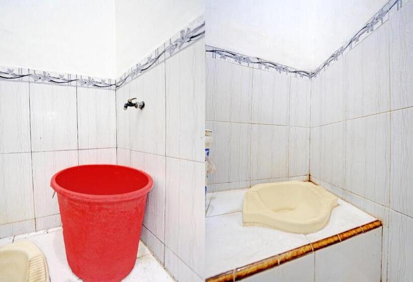 اتاق استاندارد یک نفره, Oyo Life 92937 Kost Putri Sarkara Syariah