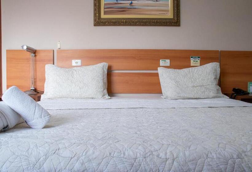 اتاق خانوادگی, Inácios Hotel Ltda