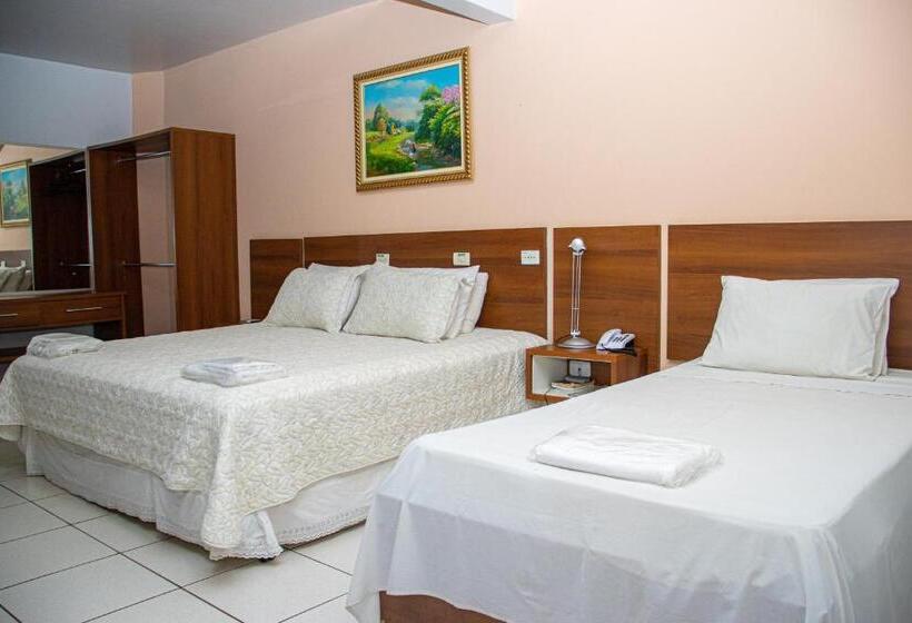 اتاق خانوادگی, Inácios Hotel Ltda
