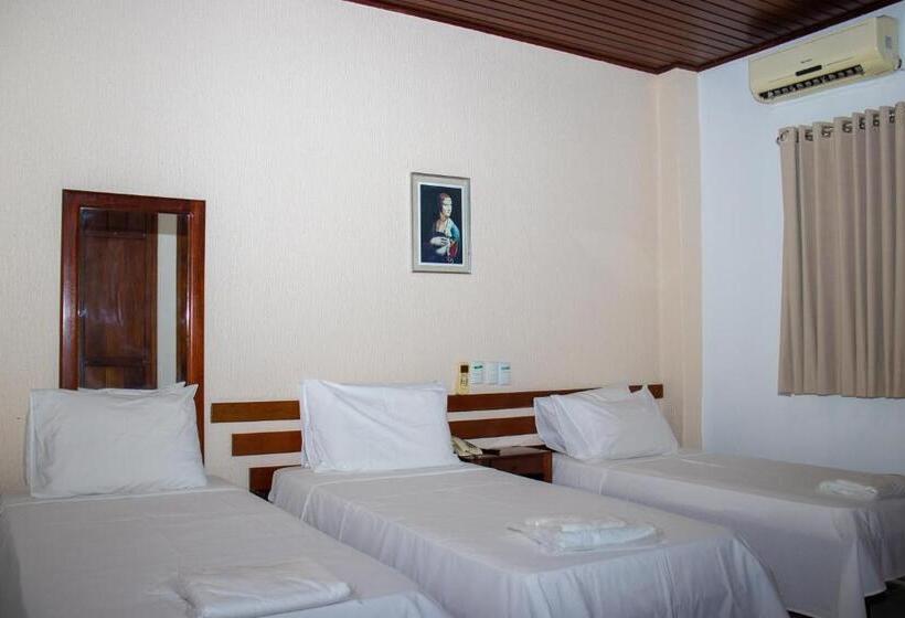 اتاق استاندارد سه نفره, Inácios Hotel Ltda