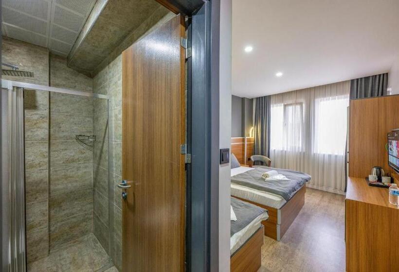 اتاق استاندارد سه نفره, Mayza Otel