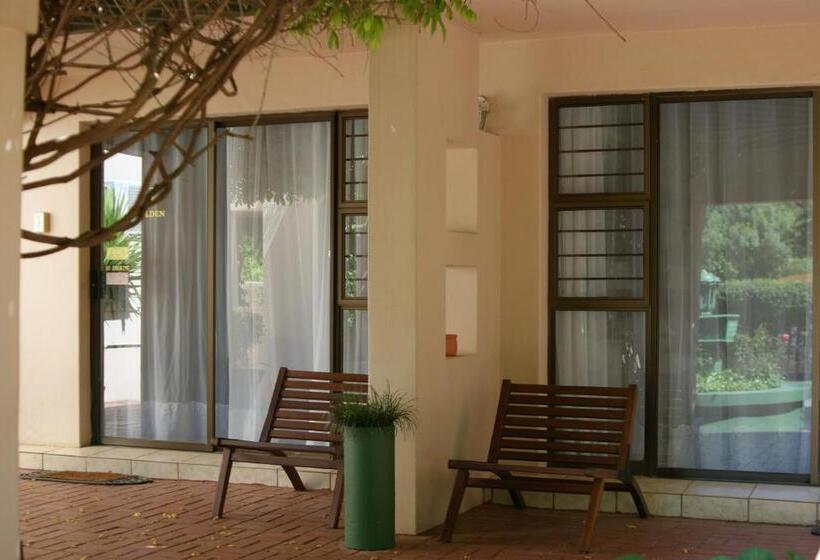 اتاق استاندارد اینتریور, Lakeside Guesthouse