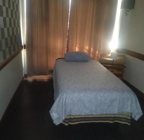 اتاق استاندارد یک نفره, Melaya Private Rooms