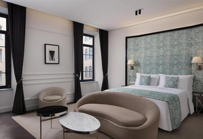 带大床的套房, Sanasaryan Han, A Luxury Collection Hotel, Istanbul