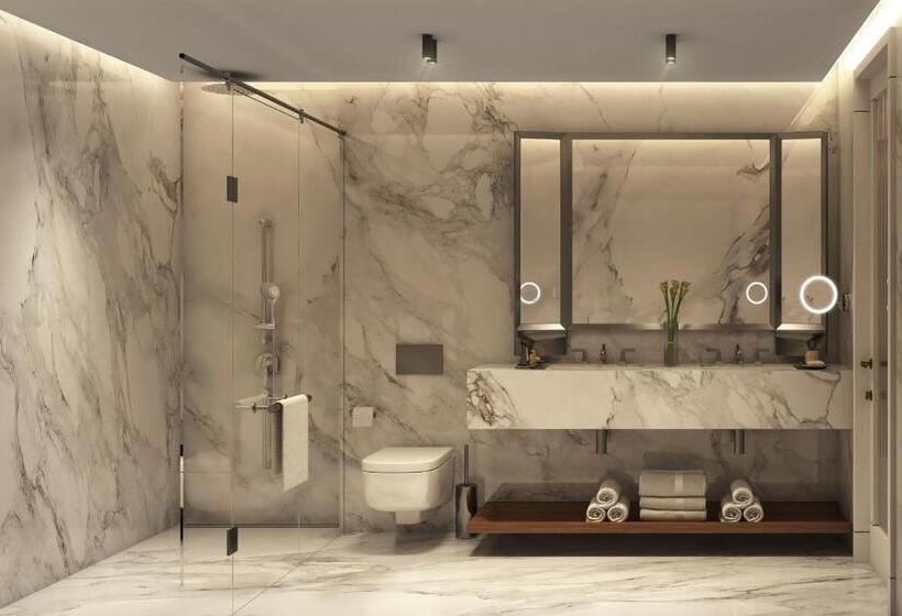 带大床的套房, Sanasaryan Han, A Luxury Collection Hotel, Istanbul