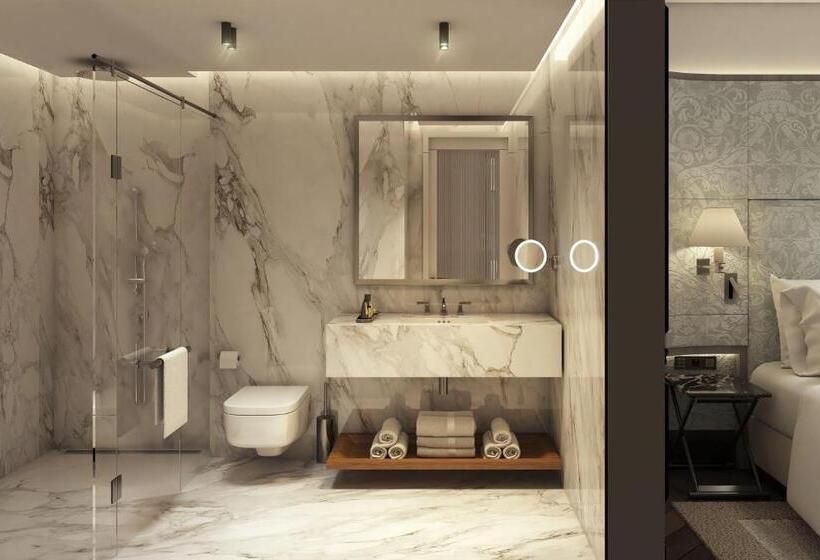 带大床的套房, Sanasaryan Han, A Luxury Collection Hotel, Istanbul