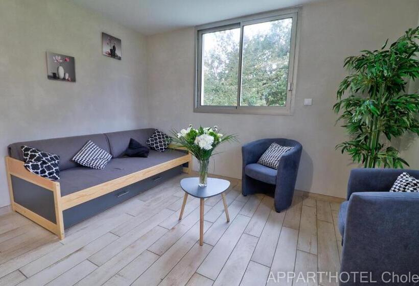 آپارتمان 3 خوابه, Appart Hotel Cholet Carteron