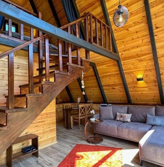 بانگلوی لوکس, Teona Kartepe Bungalov