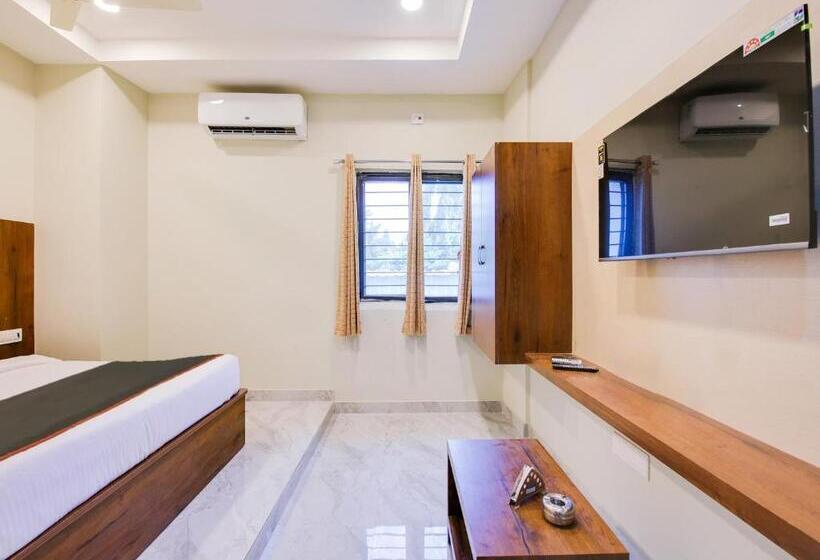 اتاق کلاسیک سه تخته, Collection O Hotel Simhadri Grand